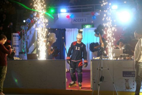 AS-G-S-ent-jou-58