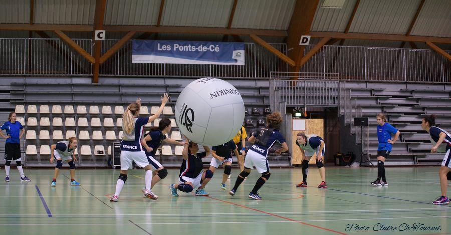 Kinball fém Cl c  (111)