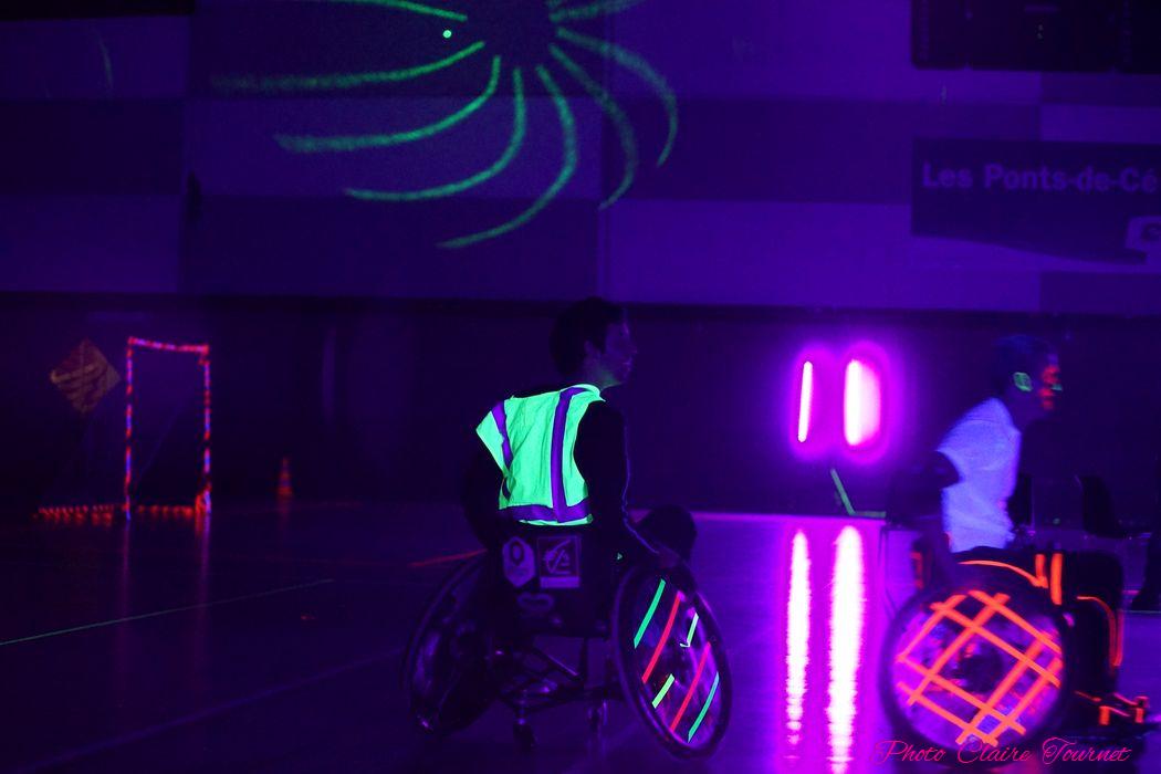 Night Handball Handi c (225)