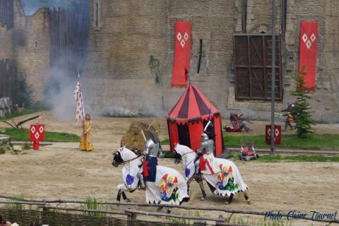 Puy du Fou c (616)